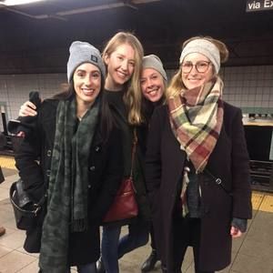 Meet your Posher, Laura